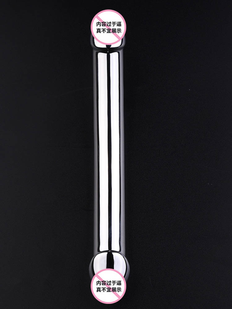 Double headed anal plugs
